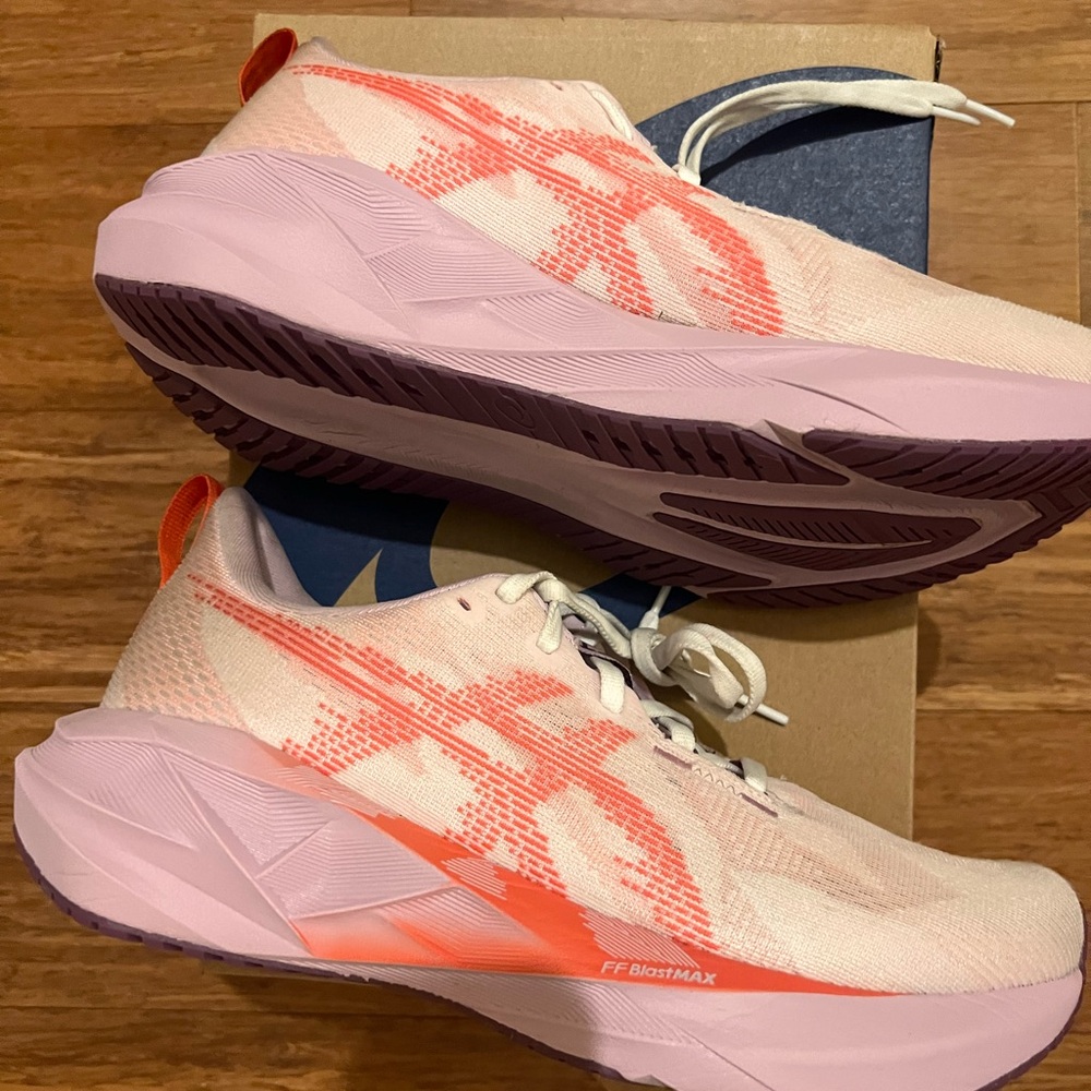 Asics Pink and Orange Athletic Shoes Sleek Design - Picture 3 of 8